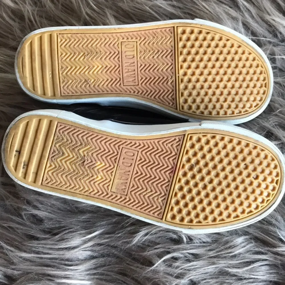 Old Navy canvas slip on shoes girls 1 black